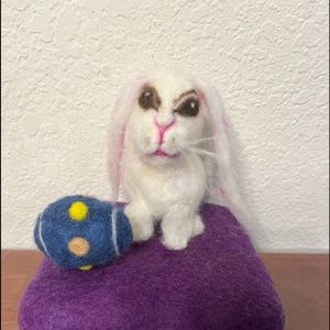 NEEE FELTED EASTER BUNNY RABBIT AND EGG-2 pc set